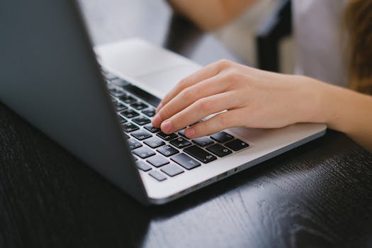 Best CRM Software for Managing Sales Pipelines